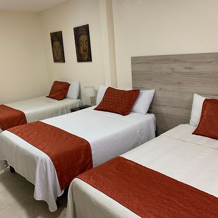 Hotel Las Mercedes Airport-Quito Tababela Esterno foto
